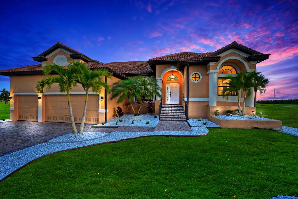 Luxury Villa in Punta Gorda Isles photo 1