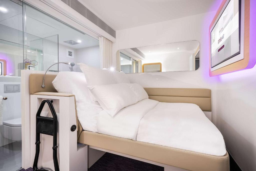 YOTELAIR Singapore Changi Airport Landside photo 1