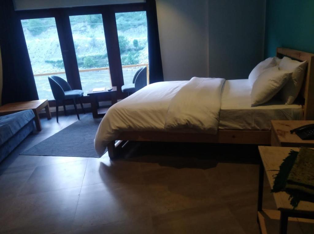 Bela Resorts Naran photo 4