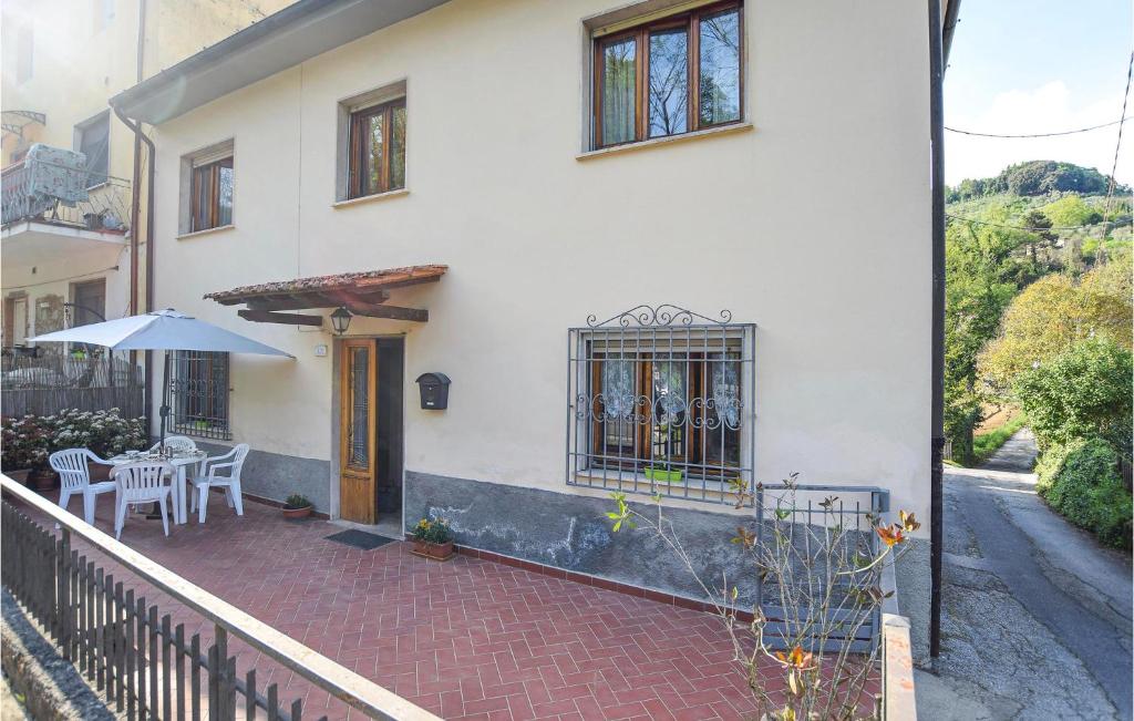 Awesome Home In Massarosa With Wifi And 2 Bedrooms photo 1