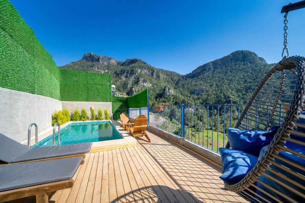 Honeymoon Bungalow with Private Pool and Sea View photo 1