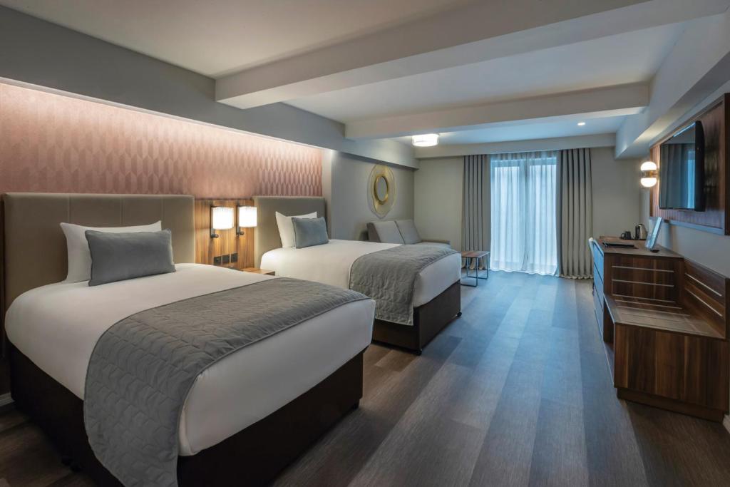 Hotel Riu Plaza The Gresham Dublin - Tap to explore photos