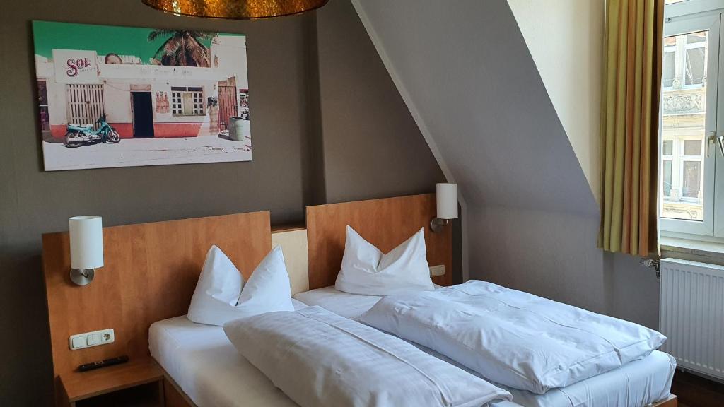 Hotel Friedensbruecke photo 2