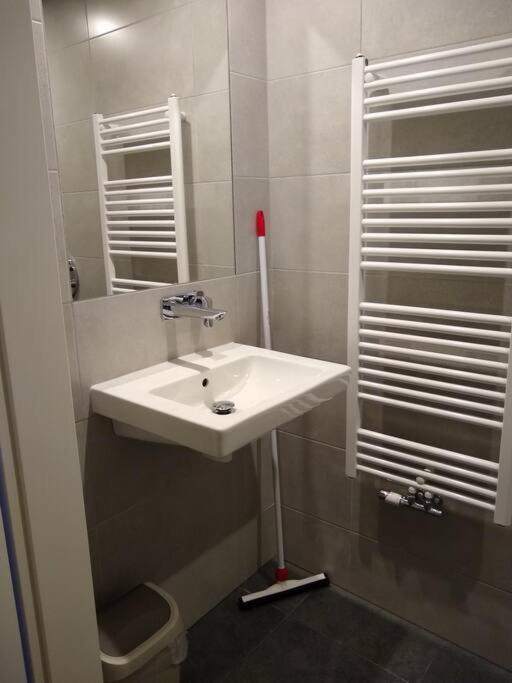 105,3 appartement 200m van strand photo 4