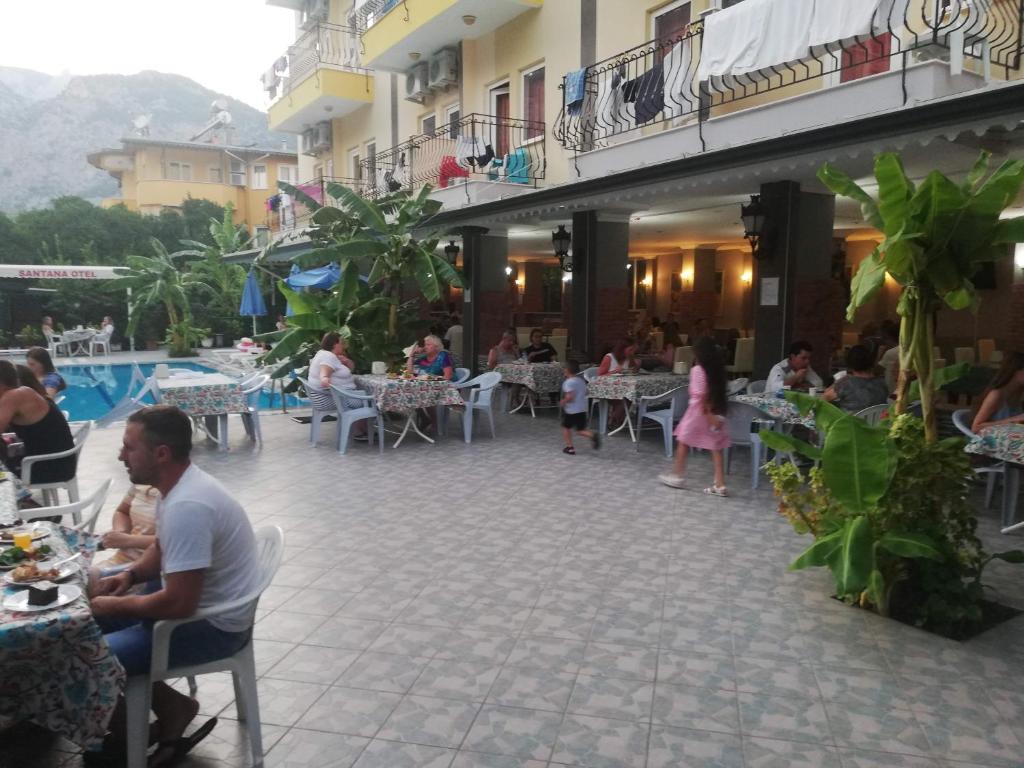 Santana Hotel photo 1