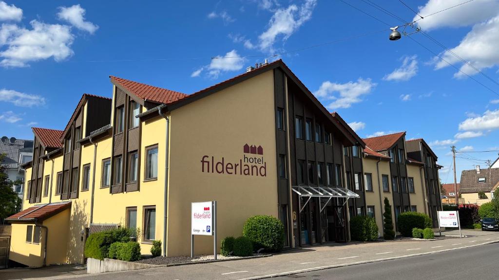 Hotel Filderland - Stuttgart Messe - Airport - Self Check-In