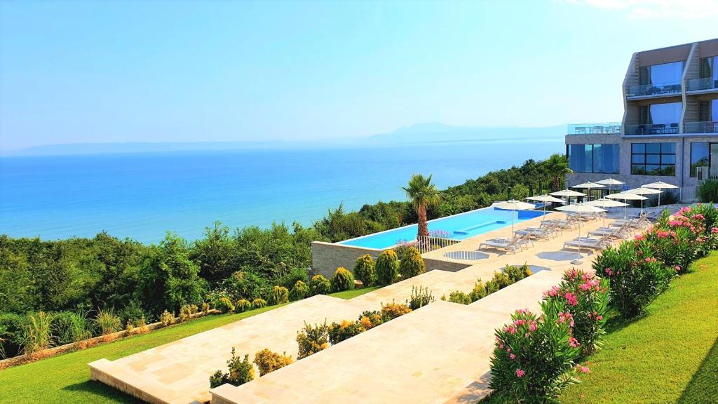 Duplex Seaview Condo photo 1