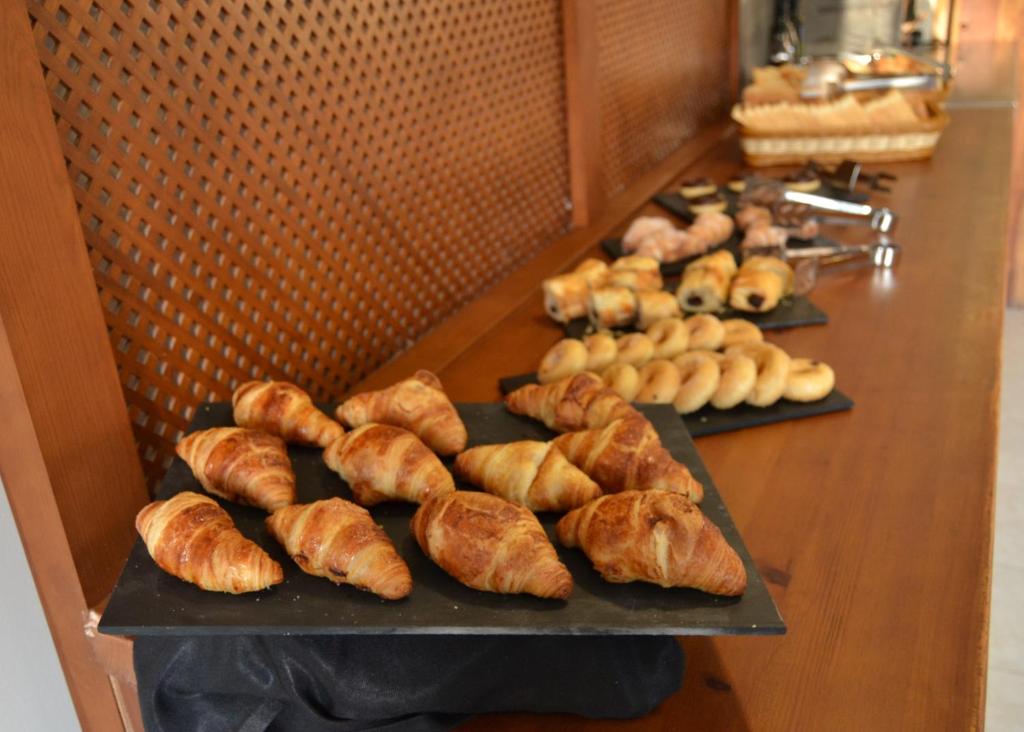 La Figuerola Hotel & Restaurant photo 4