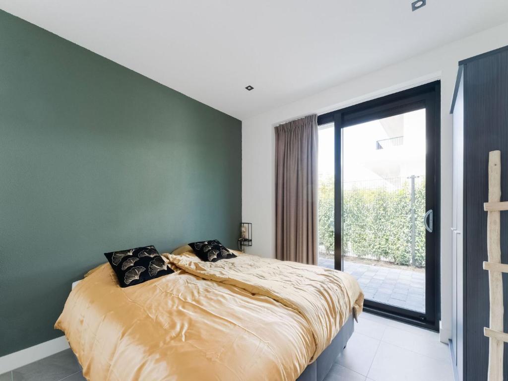 Swanky villa in Zeewolde with garden photo 4