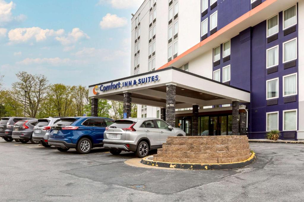 Comfort Inn & Suites Alexandria West image