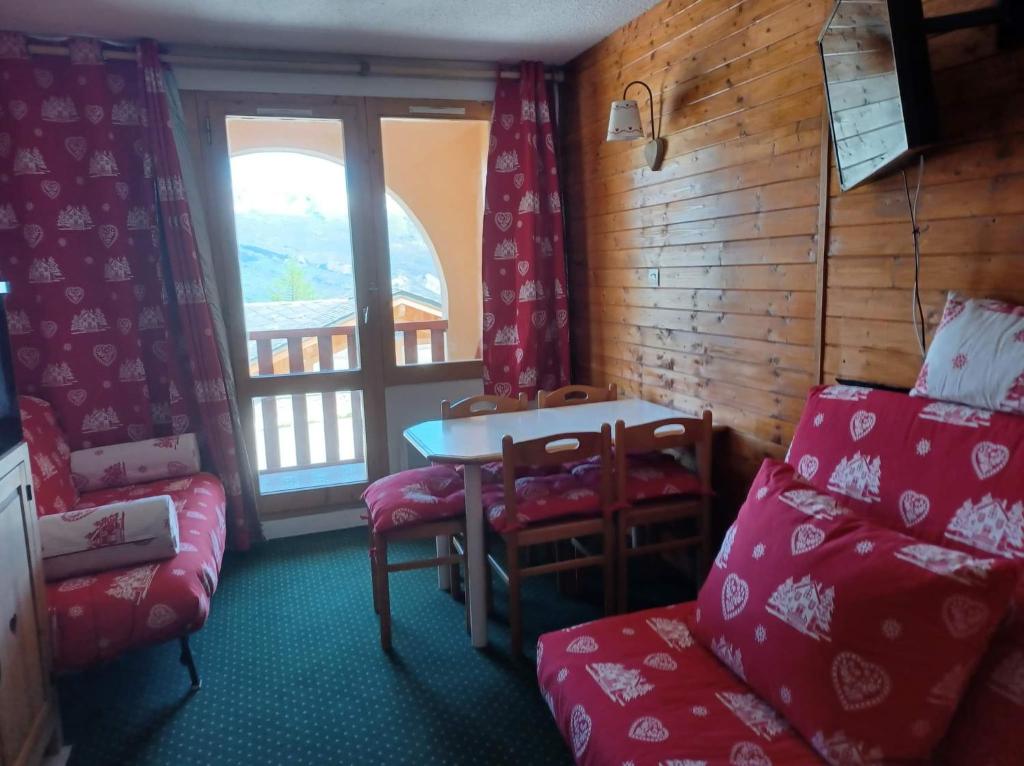 appart entierement renové les coches - la Plagne photo 2