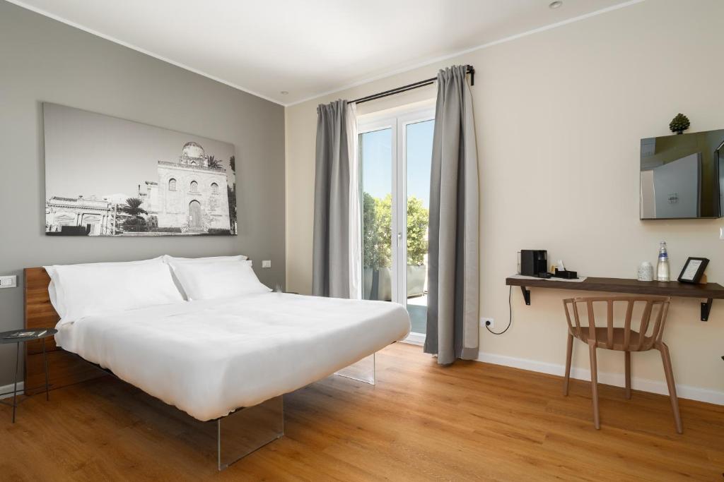 Attico 37 - Comfort room con terrazza privata photo 3