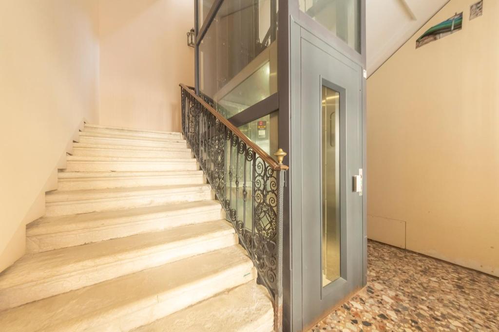 Rooms of Canal Grande Suite