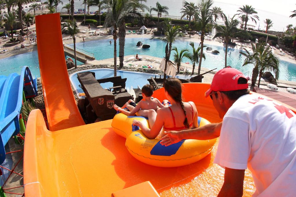 Hotel LIVVO Costa Taurito & Aquapark photo 4