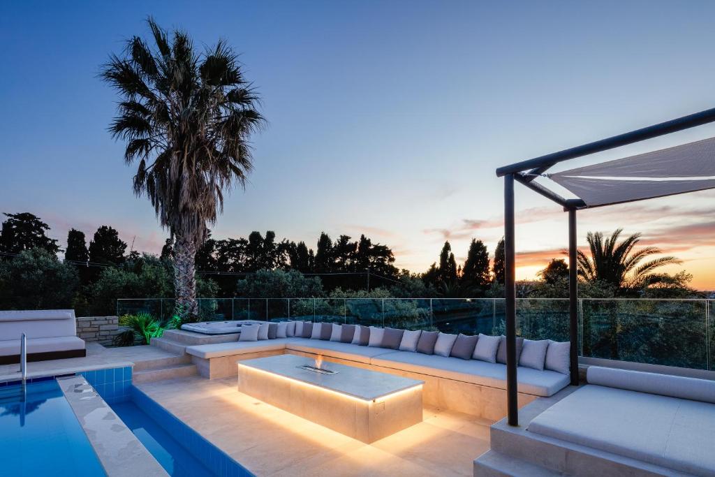 Alpha Luxury & Spa Villa photo 3