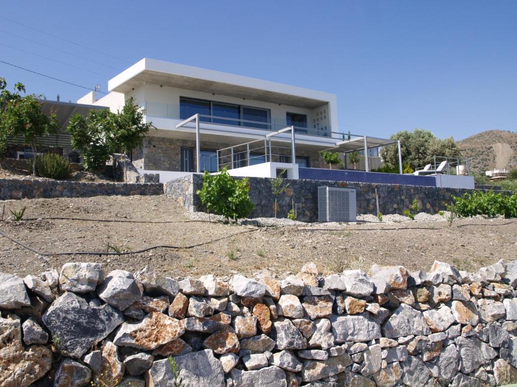 MIROS MARE STUDIOS photo 4