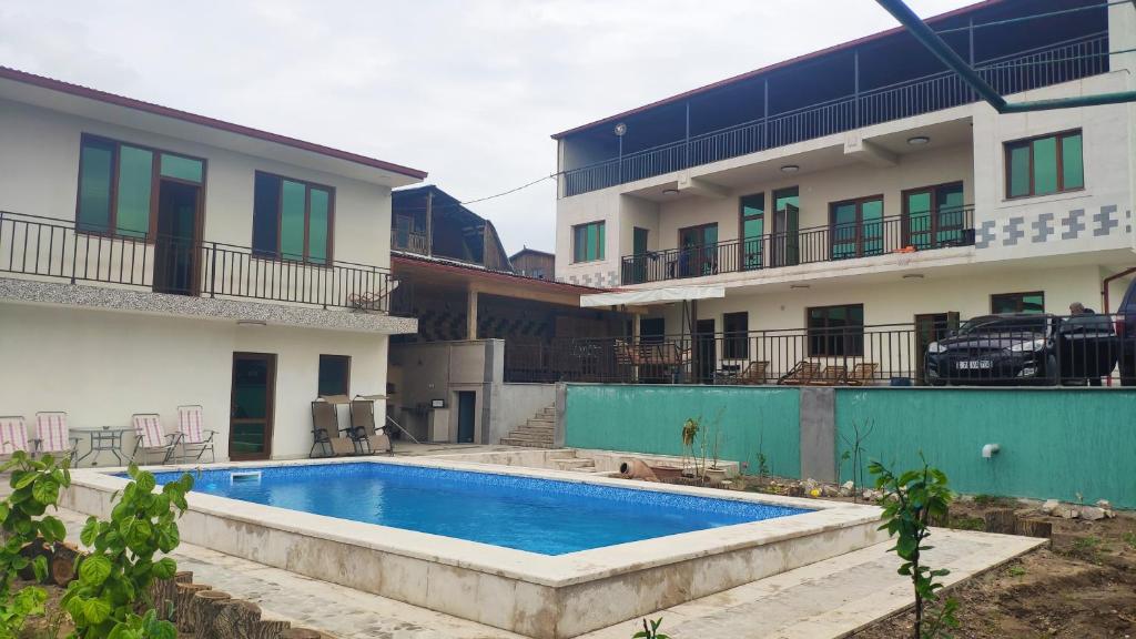 APEX Rest house of 10 rooms and pool photo 1