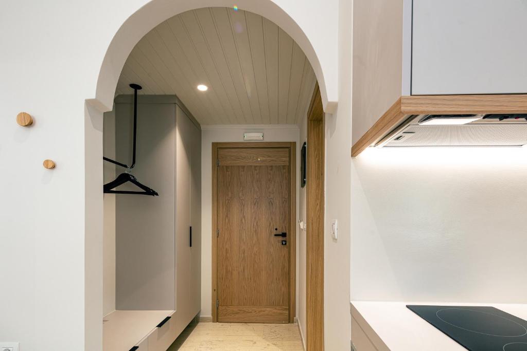 Ariadne Suites photo 2