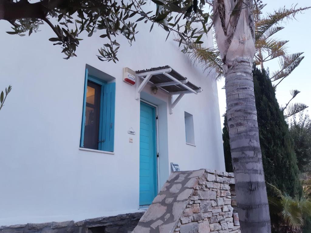 Villa Sofi in Saint George Antiparos (pool&sea) photo 1