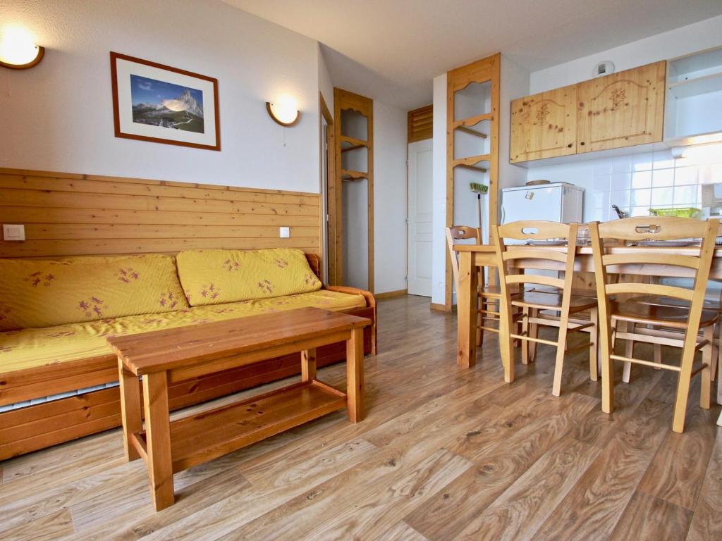 Appartement Chamrousse, 2 pièces, 6 personnes - FR-1-549-5 photo 3