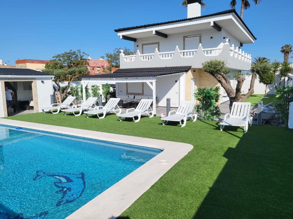DREAM HOUSE photo 1