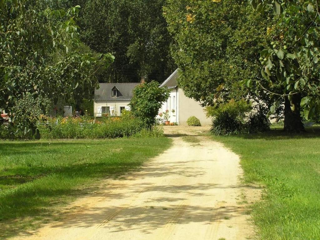 Gîte La Chapelle-aux-Choux, 3 pièces, 6 personnes - FR-1-410-141 photo 2