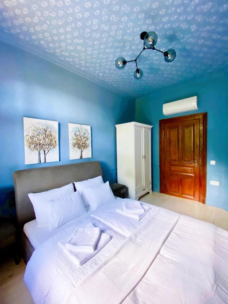 Segesdy Villa photo 2