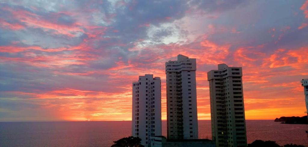 Rodadero - Hermoso Apartamento con vista al Mar, Piscina y Playa Aragoa - Santa Marta photo 4