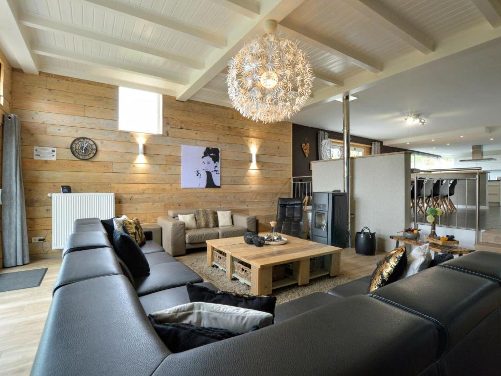 Splendid Holiday Home in Stavelot with Sauna photo 1