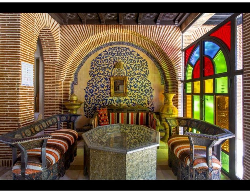 Palace with 2 villas and 2 swimming pools in Sidi Abdellah Ghiat photo 3
