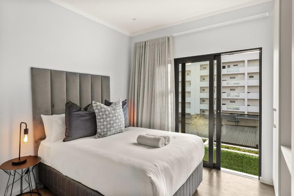 The Monroe Luxury Apartments photo 2