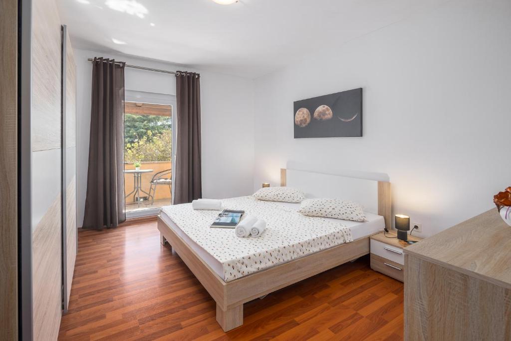 Casa Viktoria with private garden and BBQ photo 3