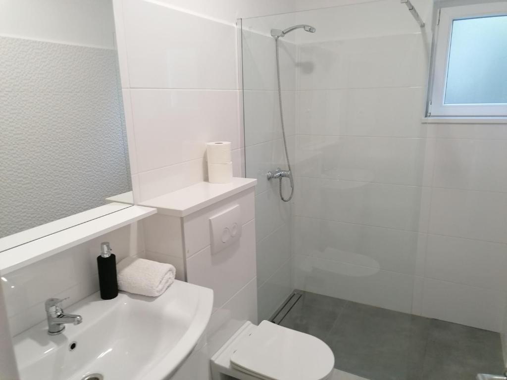 Apartments Dinko photo 4