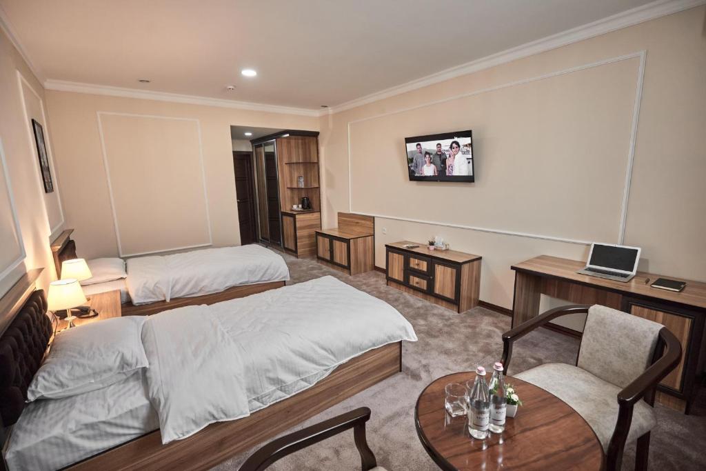BAL Tabassum Hotel photo 2