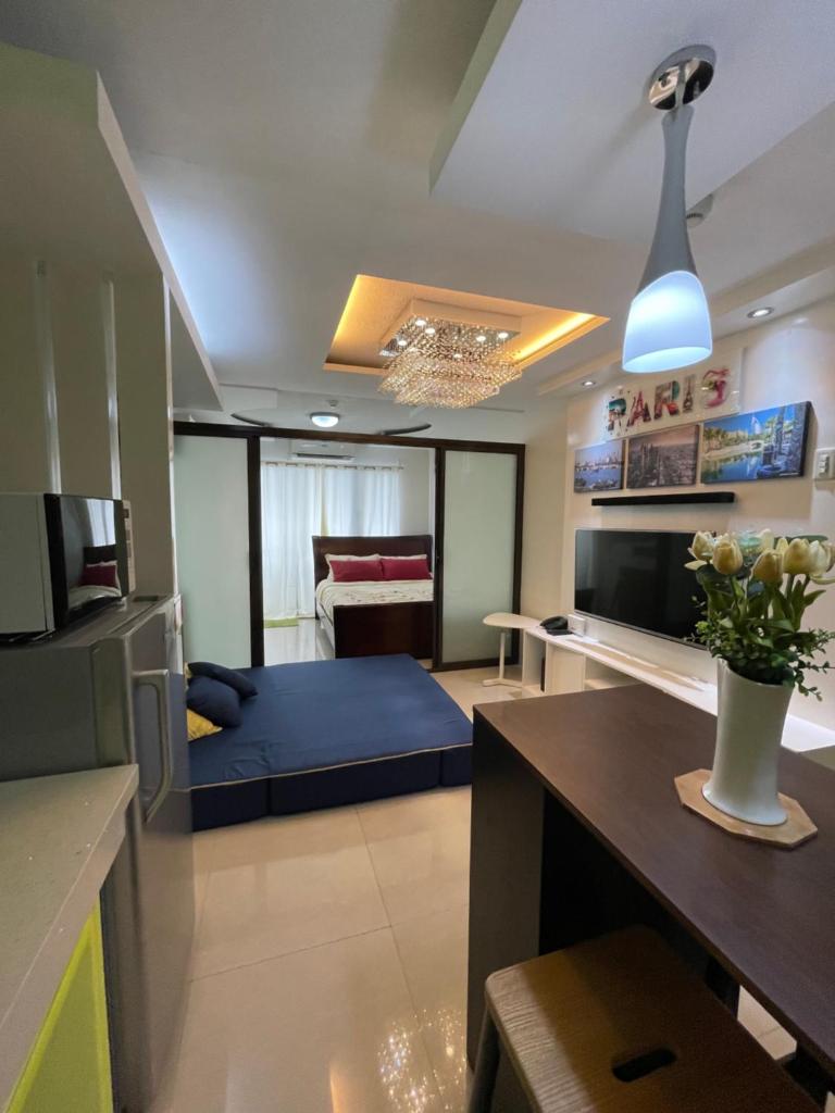 Honey's Elysees Condotel - Davao photo 2