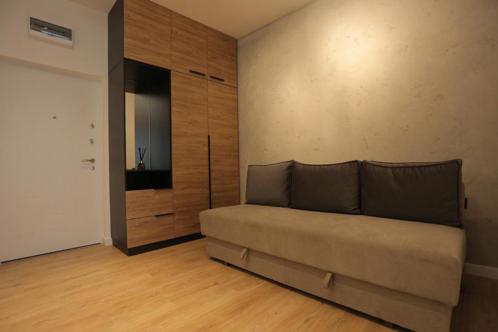 Bonanza Apartments photo 2