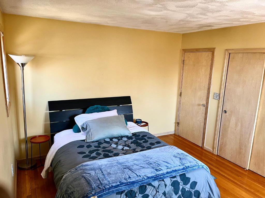 Convenience at Conant! Home Away From Home For 5+! photo 4