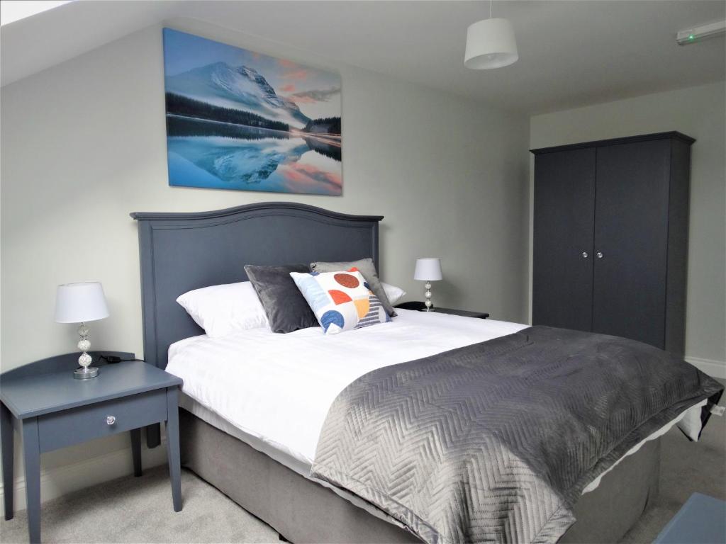 Lir Lodge photo 3