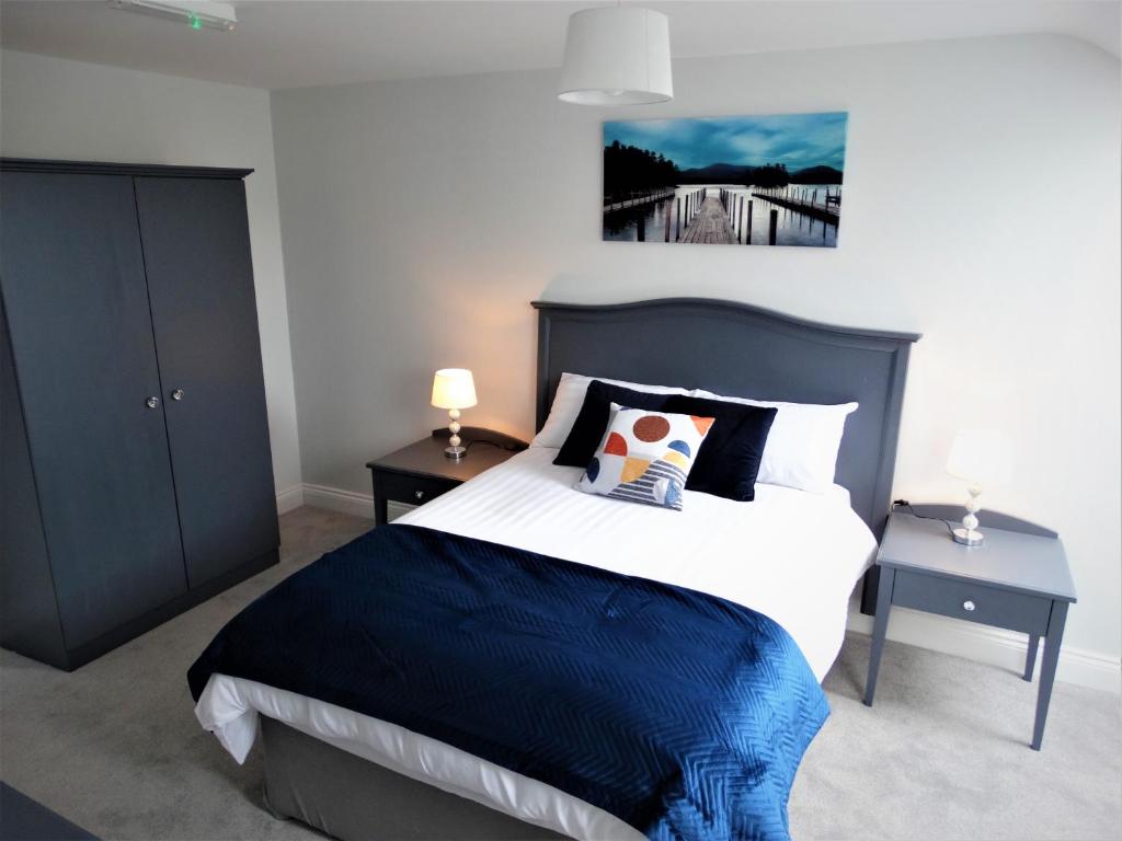 Lir Lodge photo 1