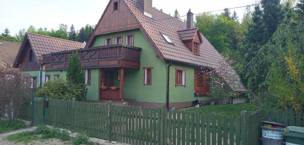 DOMEK POD ŚMIELCEM photo 3