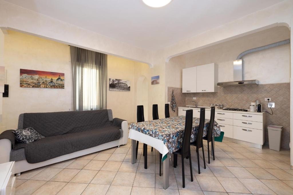 Roma Marine House photo 4