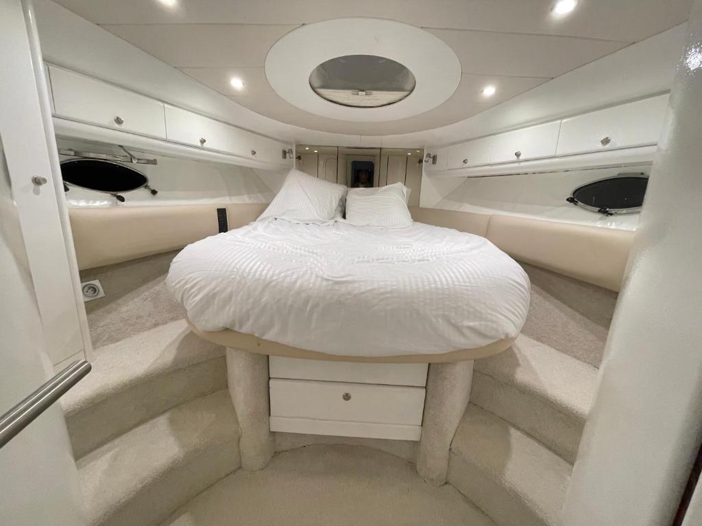 Yacht 17M Cannes Croisette Port Canto,3 Ch,clim,tv photo 2
