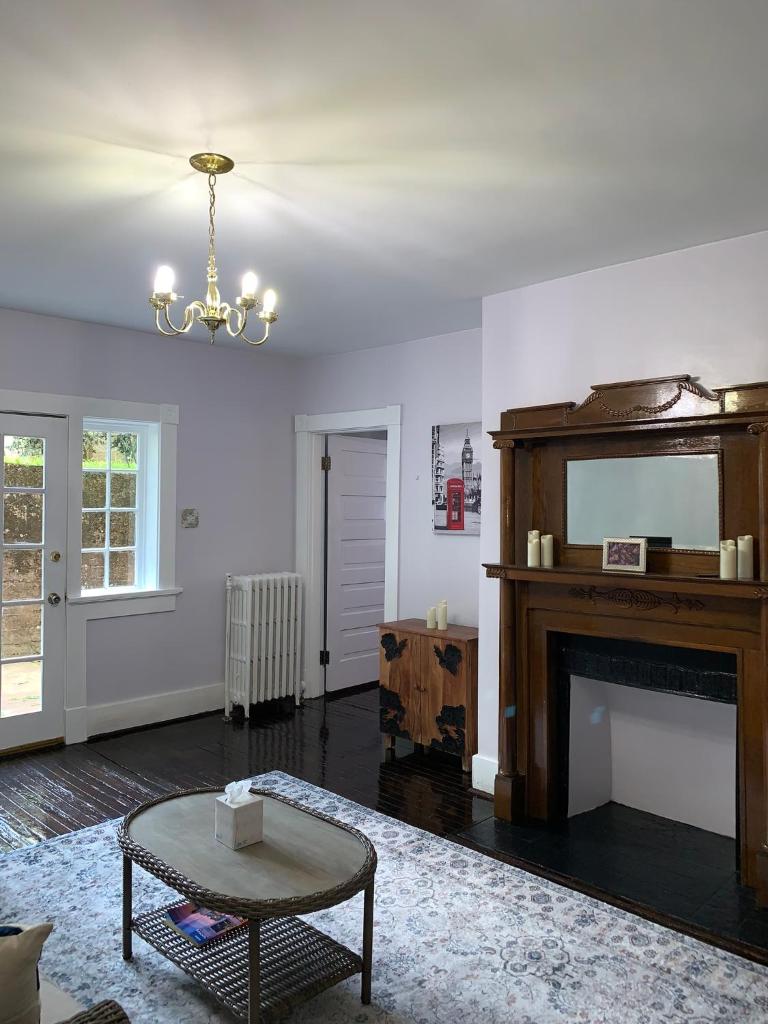 Historical District 2BDRM built in 1910 photo 4