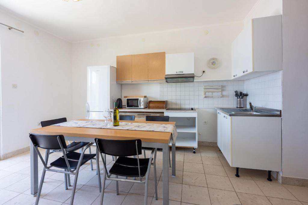 Apartments Marinko photo 4