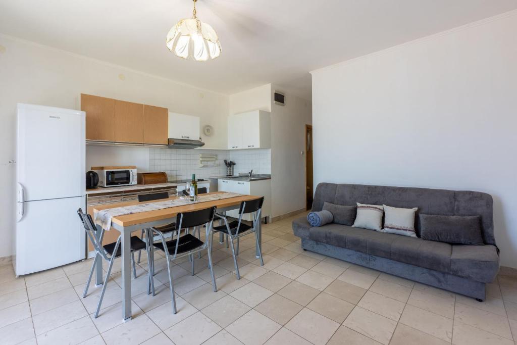Apartments Marinko photo 3