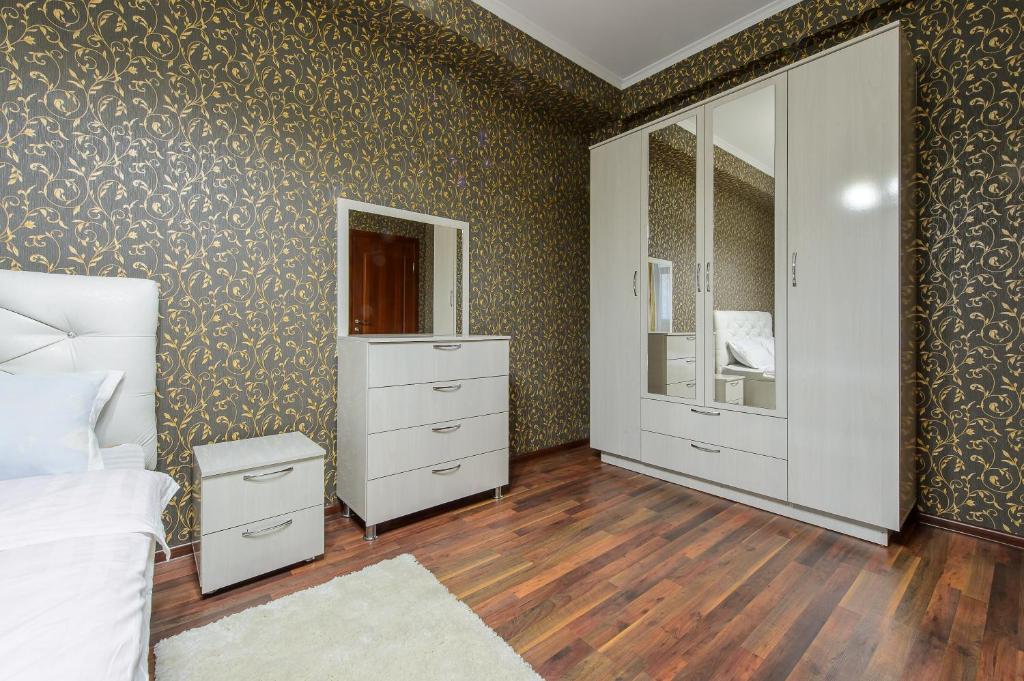 Apartments on Kazybek by 125/1 floor 6 photo 3