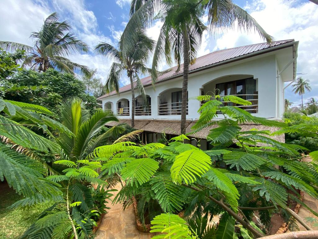 Siri Beach Lodge photo 2