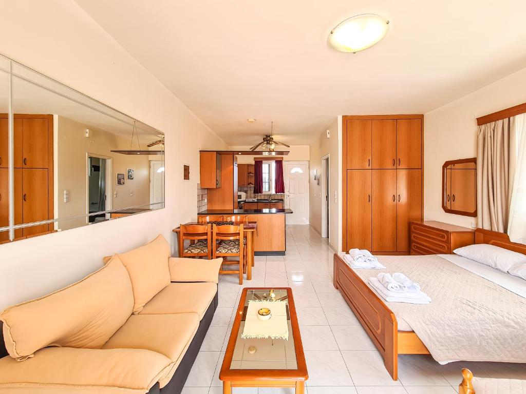 Colonial Studio/Apartment photo 3