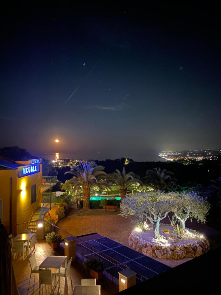 Hotel Le Cave photo 1