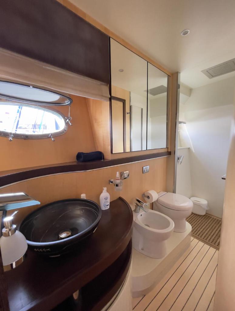 Yacht Lakura 55 photo 2